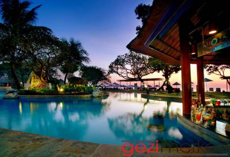 ASTON BALİ BEACH RESORT & SPA
