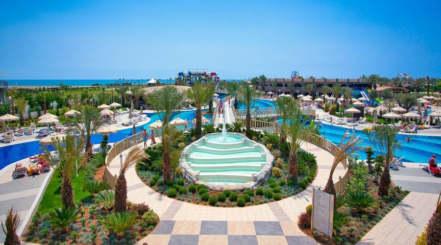 Royal Holiday Palace