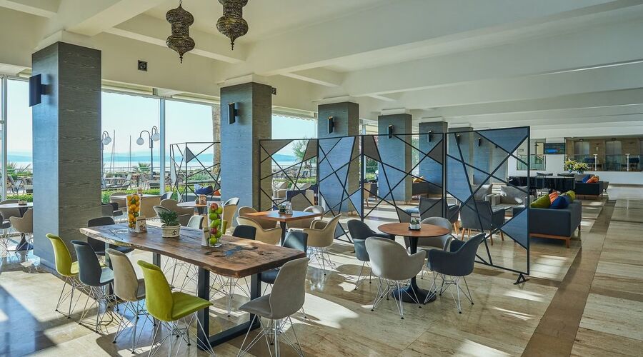 Altın Yunus Hotel & Spa Çeşme
