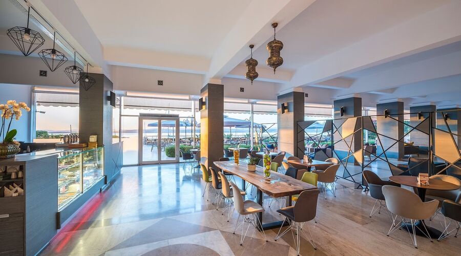 Altın Yunus Hotel & Spa Çeşme
