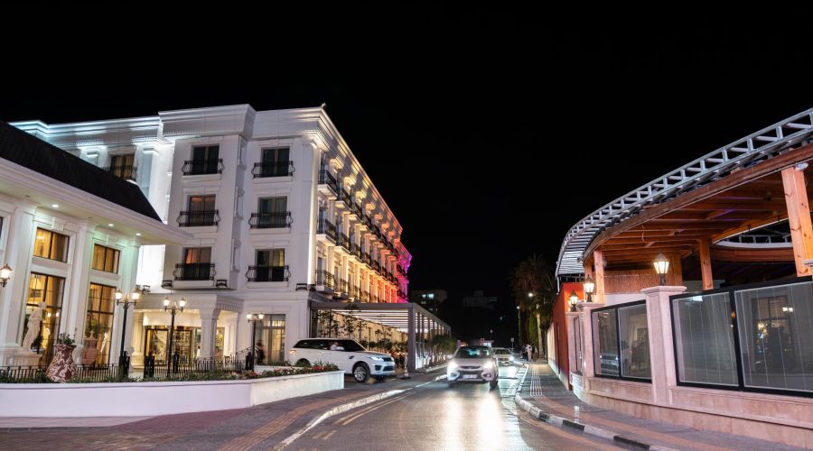 Rocks Hotel