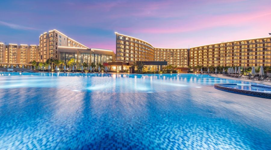 Elexus Hotel Resort 