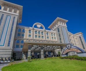 Merit Royal Hotel & Casino