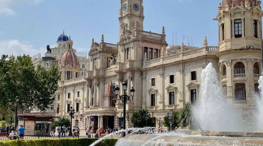 MADRİD & VALENCIA & BARCELONA AJet Hava Yolları Özel Seferi ile 4 Gece